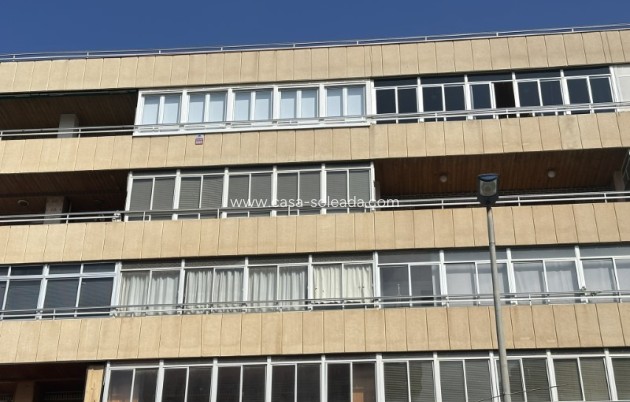 Resale - Apartment / flat - Torrevieja - Costa Blanca