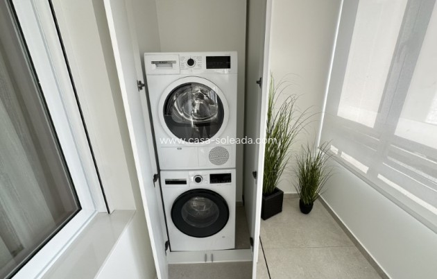 Resale - Apartment / flat - Torrevieja - Costa Blanca