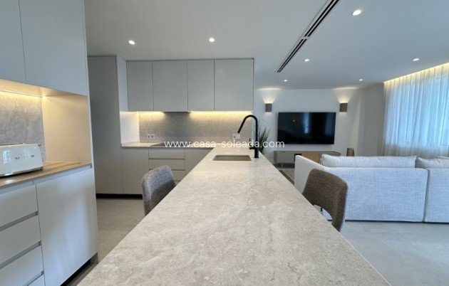 Resale - Apartment / flat - Torrevieja - Costa Blanca