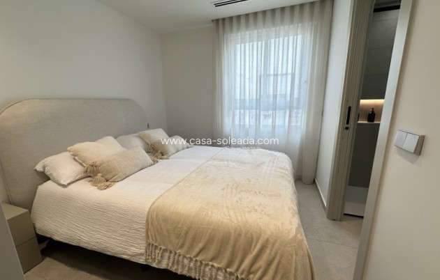 Resale - Apartment / flat - Torrevieja - Costa Blanca