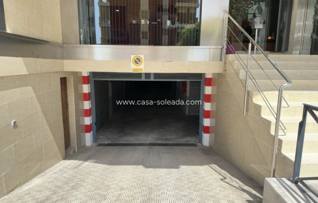 Resale - Apartment / flat - Torrevieja - Costa Blanca