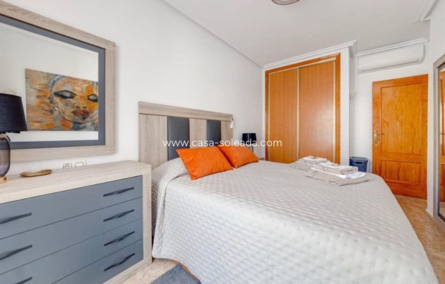 Resale - Apartment / flat - Cabo Roig