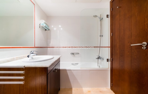 Reventa - Apartamento / piso - Punta Prima