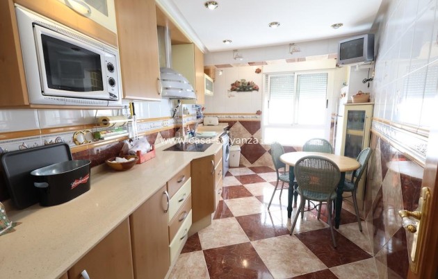 Herverkoop - Appartement / flat - Torrevieja - Costa Blanca