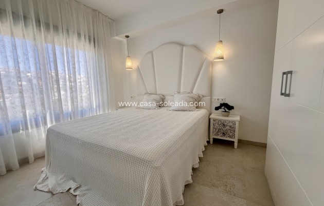 Resale - Townhouse - Villamartin - Villamartín