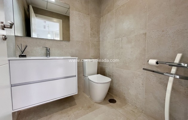 Resale - Townhouse - Villamartin - Villamartín
