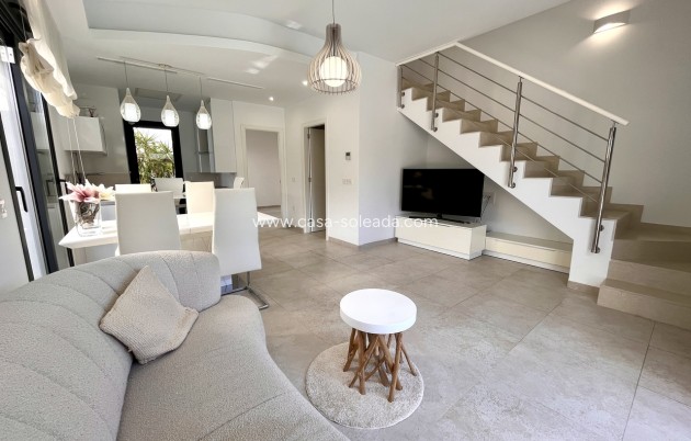 Resale - Townhouse - Villamartin - Villamartín