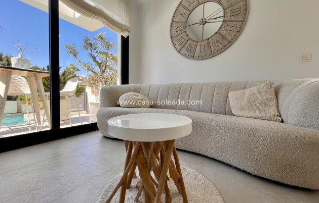 Resale - Townhouse - Villamartin - Villamartín