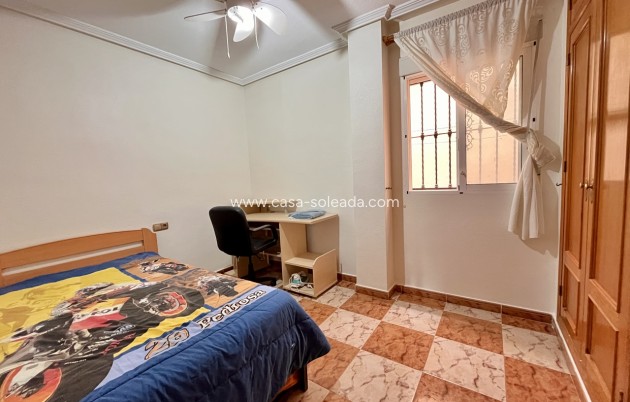 Revente - Appartement - Villamartin - Villamartín
