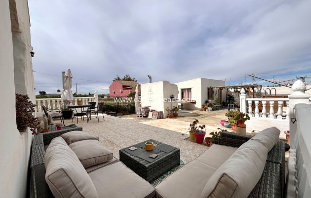 Herverkoop - Country Property/Finca - Dolores