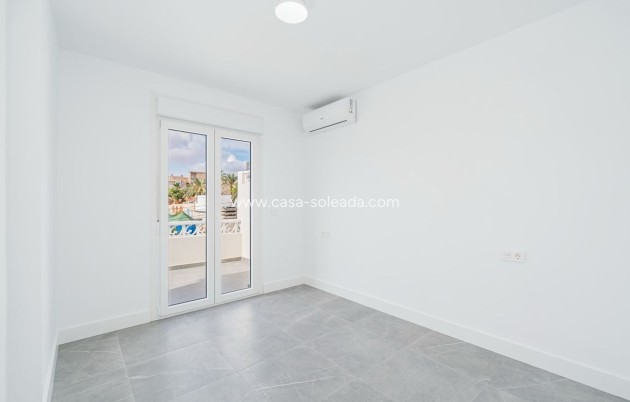 Reventa - Adosado - Torrevieja