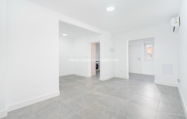 Reventa - Adosado - Torrevieja