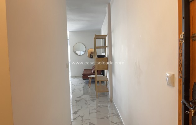 Reventa - Apartamento / piso - Villamartin - Villamartín