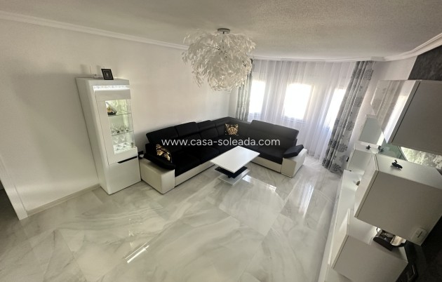 Reventa - Villa - Punta Prima
