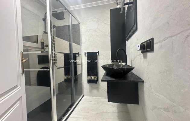 Reventa - Villa - Punta Prima