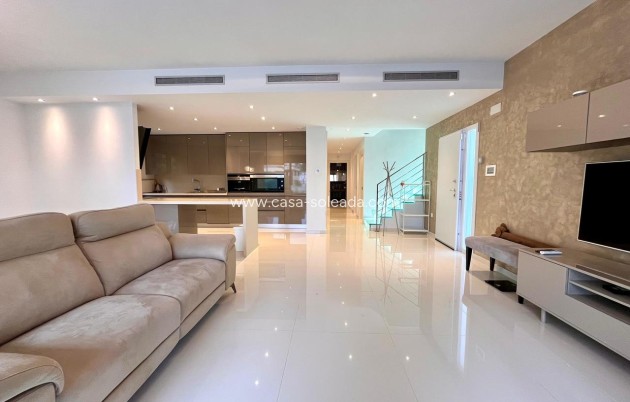 Resale - Villa - Dehesa De Campoamor