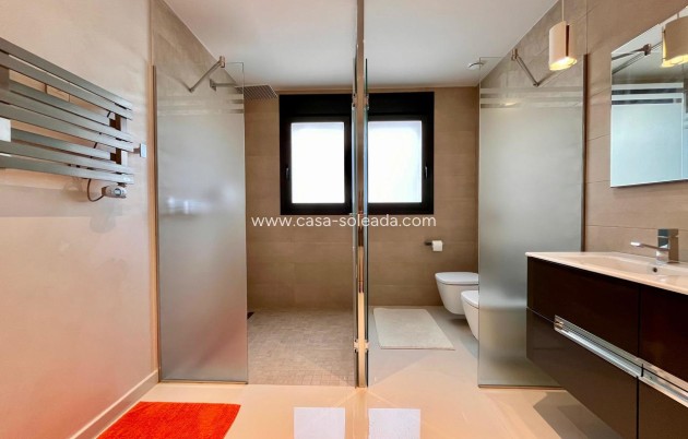 Resale - Villa - Dehesa De Campoamor