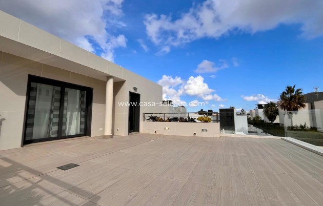 Herverkoop - Villa - Dehesa De Campoamor