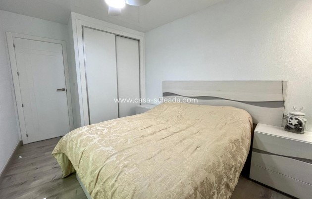 Resale - Apartment / flat - Torrevieja
