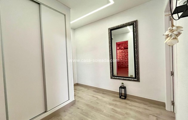 Resale - Apartment / flat - Torrevieja