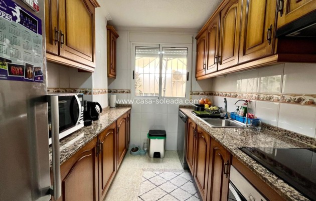 Resale - Apartment / flat - Torrevieja