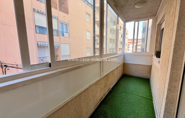 Resale - Apartment / flat - Torrevieja
