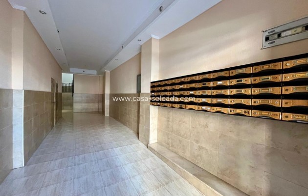 Resale - Apartment / flat - Torrevieja