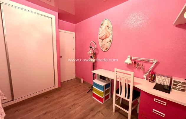 Resale - Apartment / flat - Torrevieja
