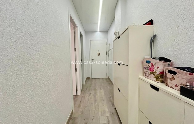 Resale - Apartment / flat - Torrevieja