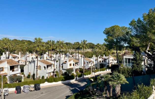 Reventa - Villa - Villamartin - Villamartín