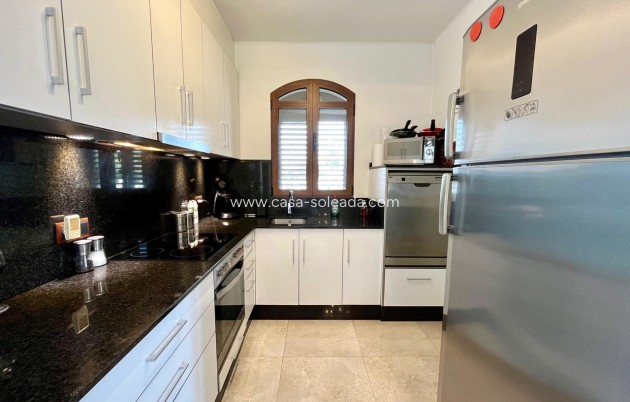 Reventa - Villa - Villamartin - Villamartín