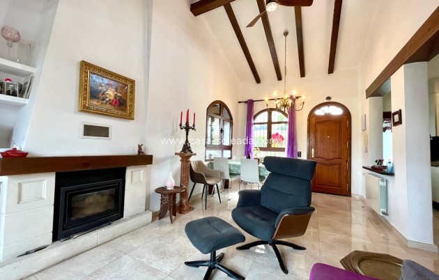 Reventa - Villa - Villamartin - Villamartín