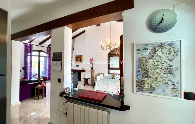 Reventa - Villa - Villamartin - Villamartín