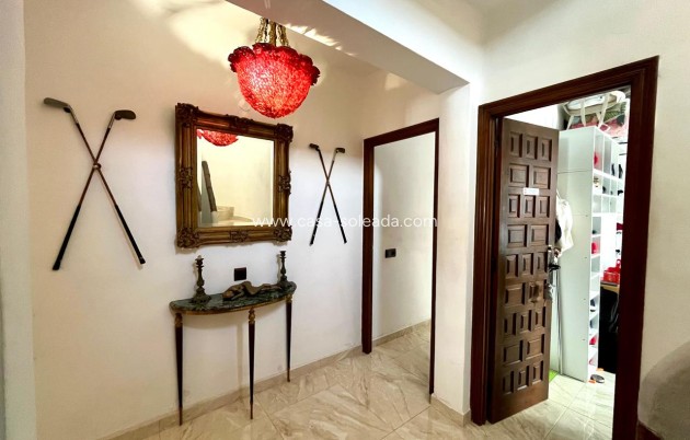 Reventa - Villa - Villamartin - Villamartín