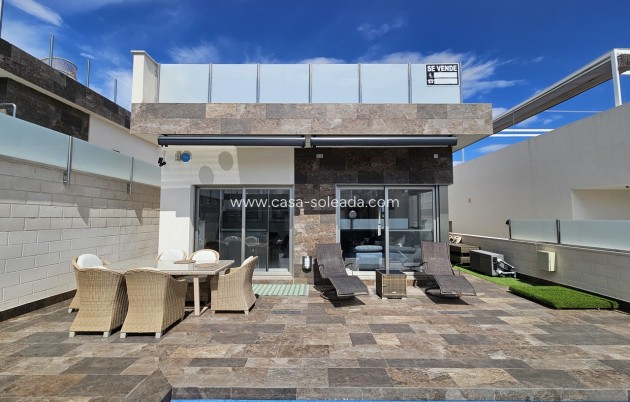 Reventa - Villa - Villamartin - Villamartín