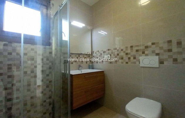 Resale - Villa - Rojales
