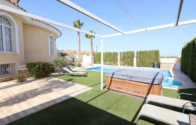 Herverkoop - Villa - Ciudad Quesada
