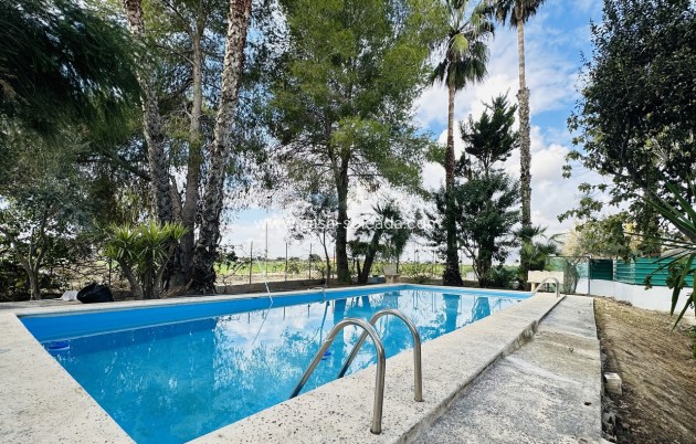Wiederverkauf - Villa - Orihuela