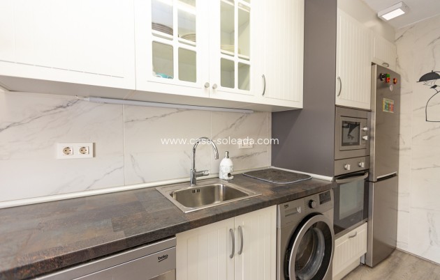Herverkoop - Villa - Lomas de Cabo Roig