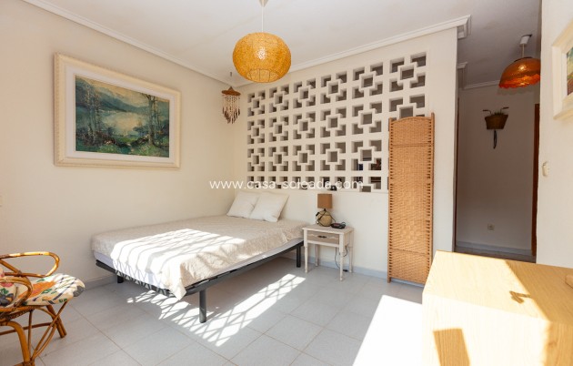 Herverkoop - Villa - Lomas de Cabo Roig