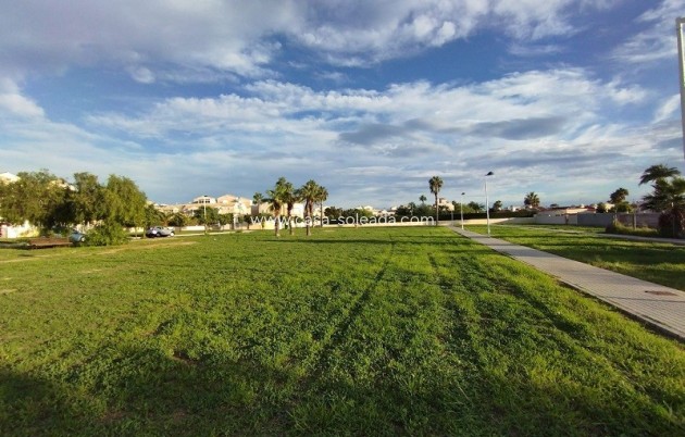 Herverkoop - Villa - Torrevieja