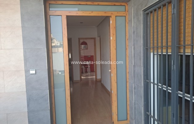 Reventa - Villa - Torrevieja