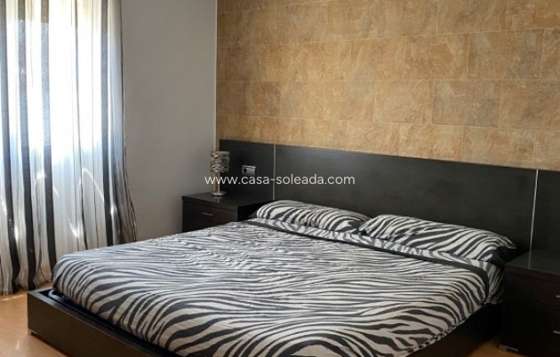 Reventa - Villa - Torrevieja