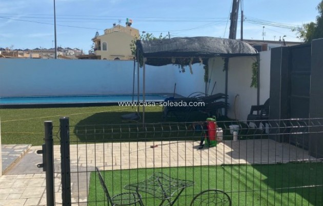 Reventa - Villa - Torrevieja