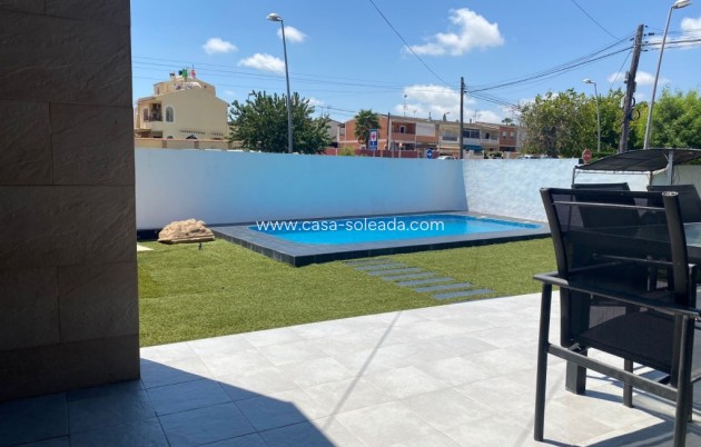 Reventa - Villa - Torrevieja