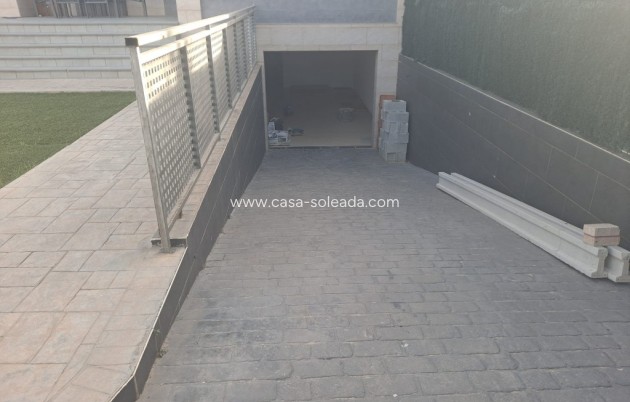 Reventa - Villa - Torrevieja