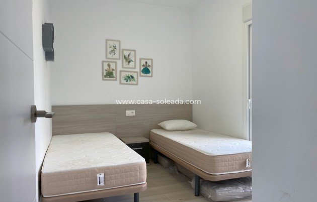 Reventa - Villa - Avileses