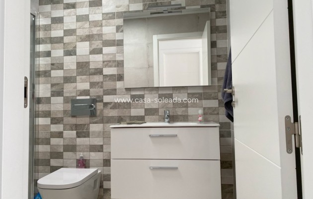 Reventa - Villa - Avileses