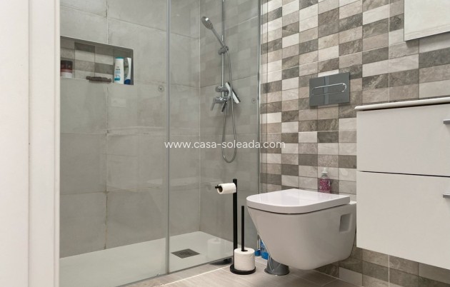 Reventa - Villa - Avileses