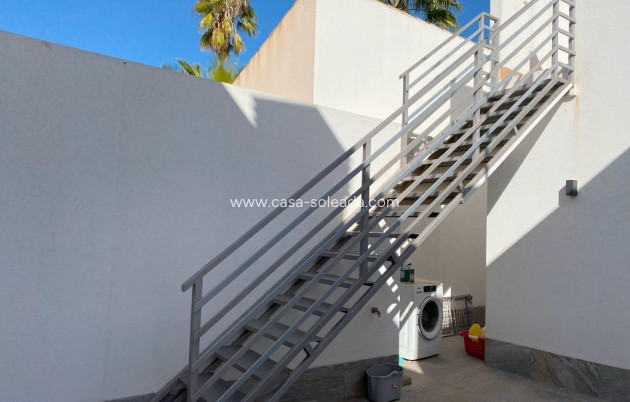 Reventa - Villa - Avileses